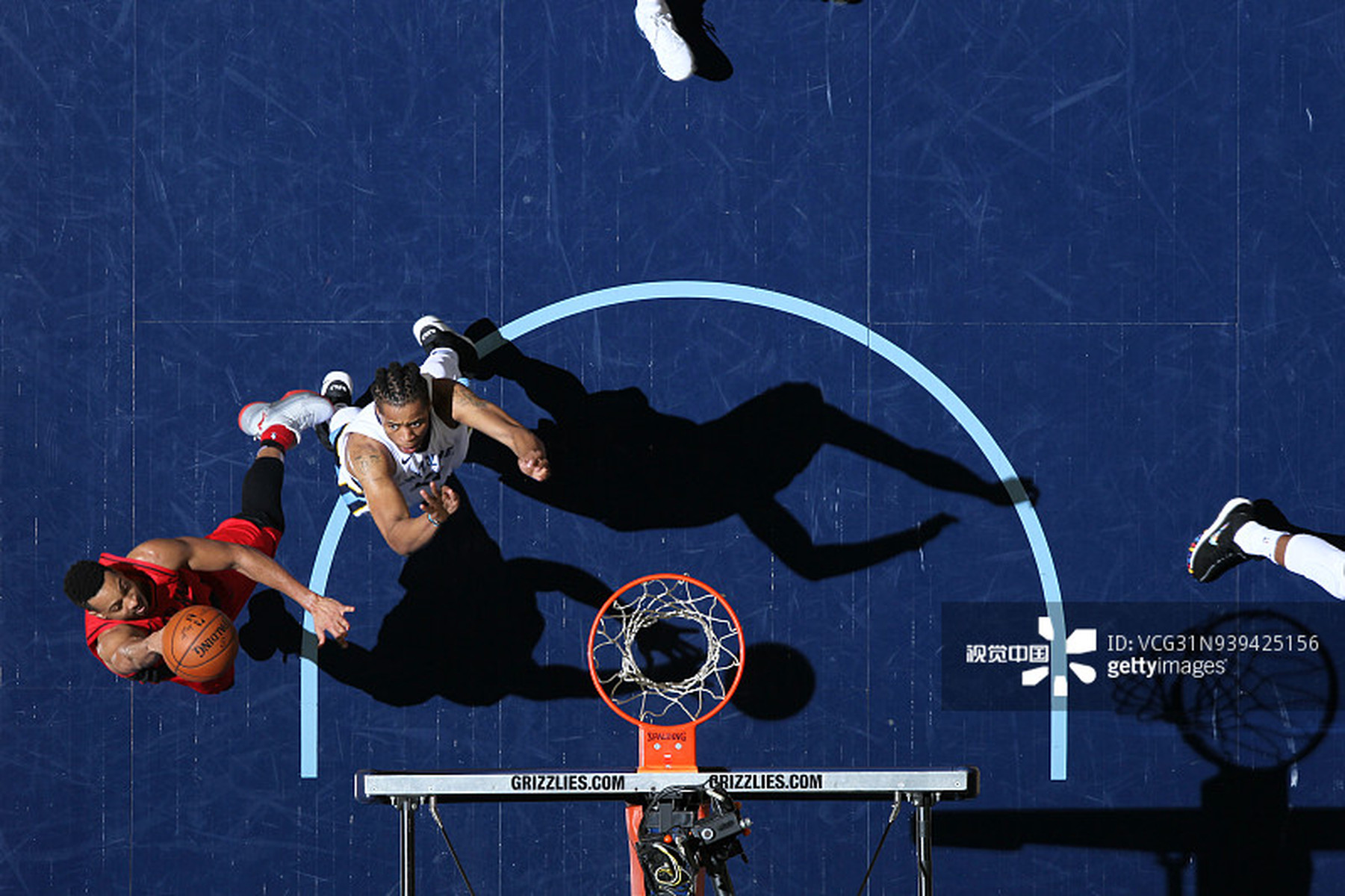 爱尔兰主帅：C罗只是一时冲动；球迷营造了难以置信的氛围